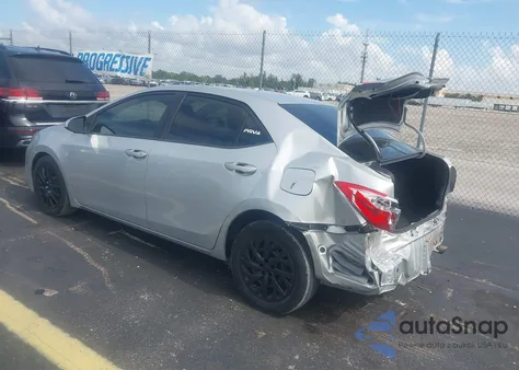 2015 Toyota Corolla Le z USA, uszkodzony, nr VIN 2T1BURHE1FC420379